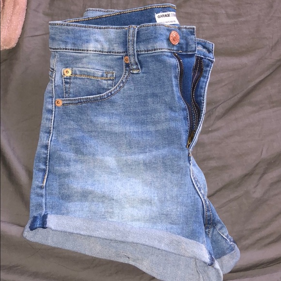 Garage Jean Shorts - Picture 4 of 4